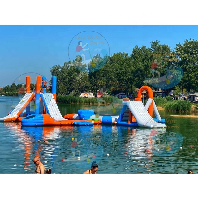 Aquatic Sports Equipment - Parque acuático flotante para deportes acuáticos